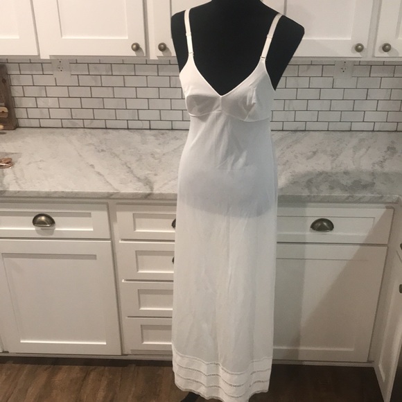 Gossard Artemis Other - Vintage Gossard Artemis Slip Womens Size 34 White Snip As You Like Style 8014